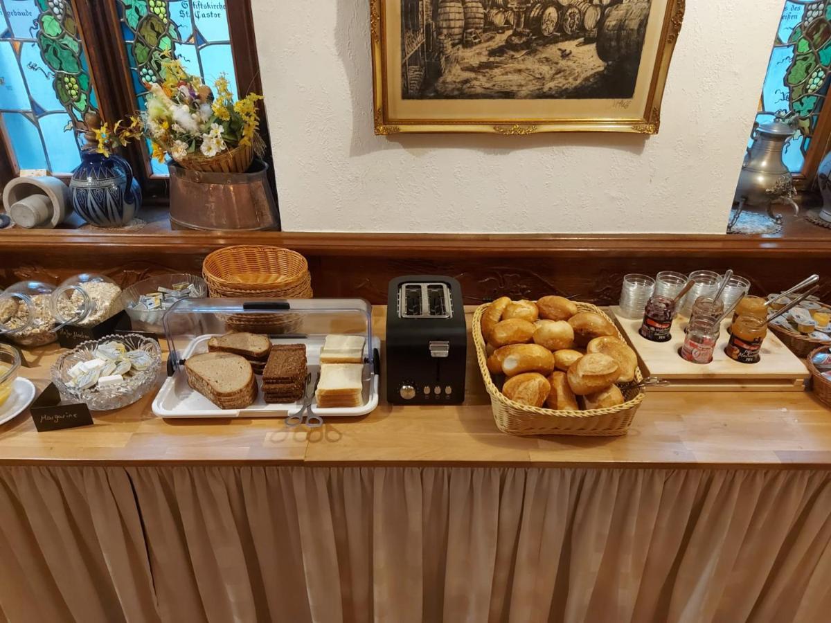 Hotel Weinhaus Am Stiftstor Treis-Karden Eksteriør bilde