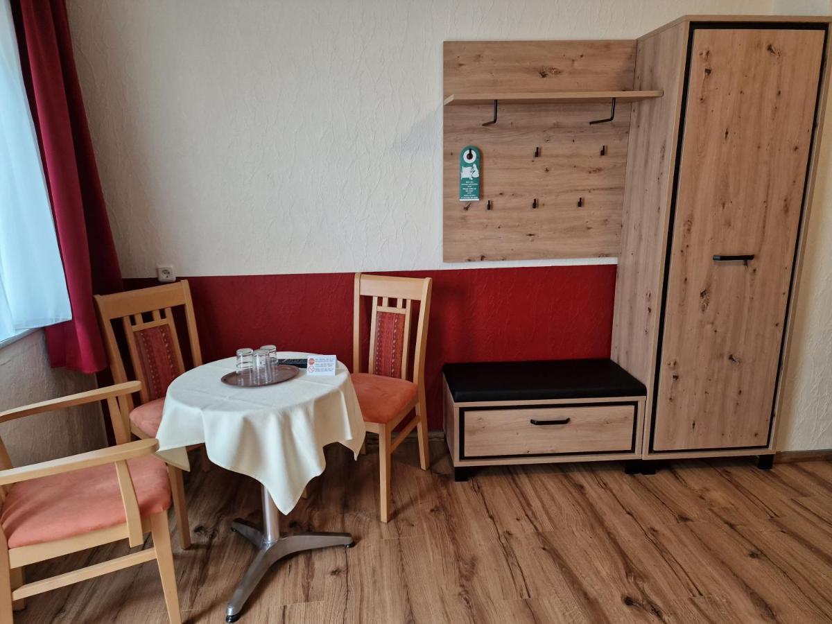 Hotel Weinhaus Am Stiftstor Treis-Karden Eksteriør bilde
