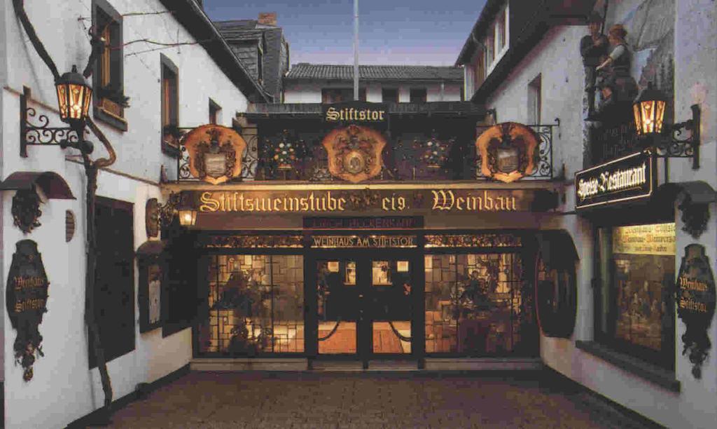 Hotel Weinhaus Am Stiftstor Treis-Karden Eksteriør bilde